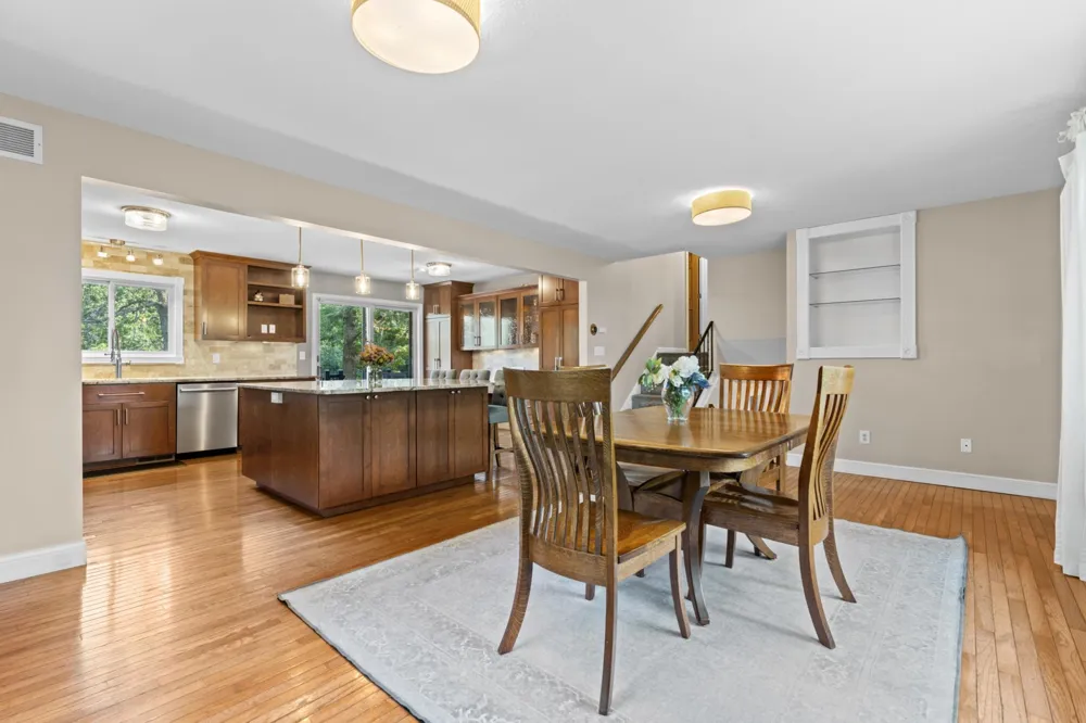 1715 35th Street NE Rochester, MN 55906