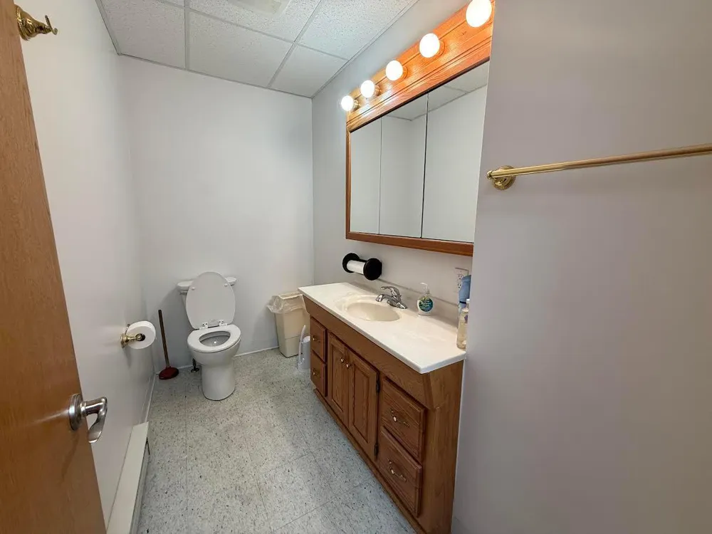 164 E 2nd Street Redwood Falls, MN 56283