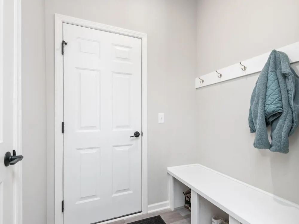 4876 Avery Court Eagan, MN 55123