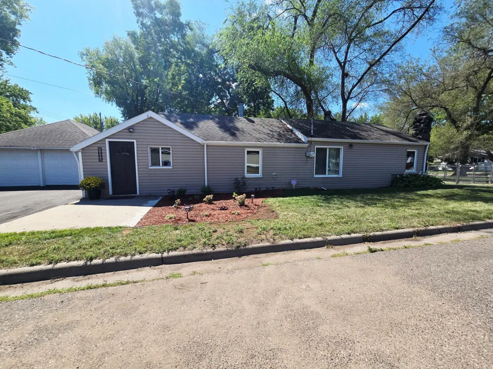 1202 11th Avenue SE Saint Cloud, MN 56304