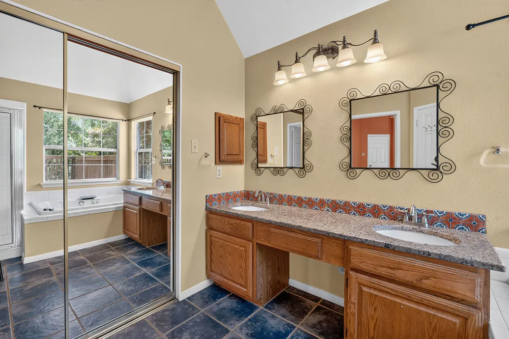 6003 La Naranja Lane Austin, TX 78749