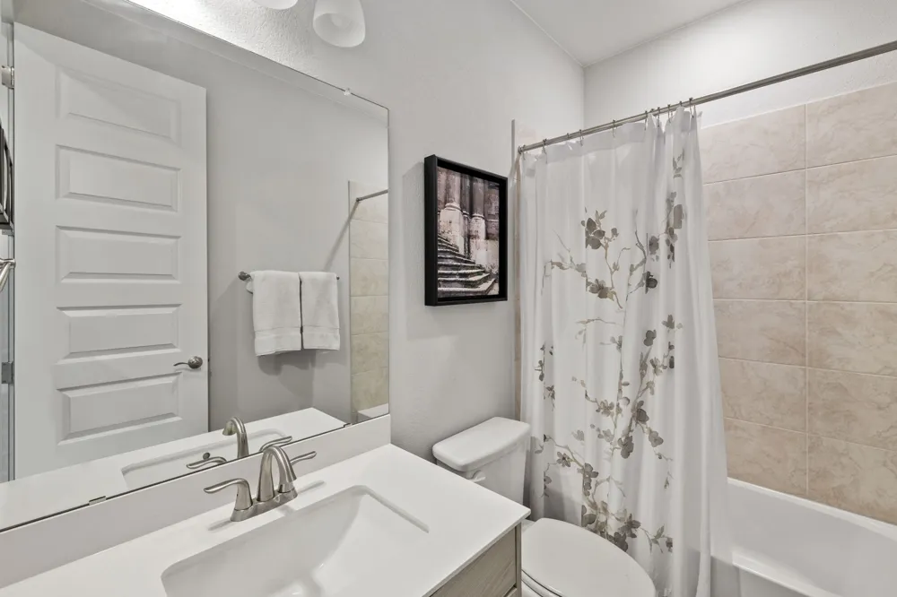 2332 Airport Drive Leander, TX 78641