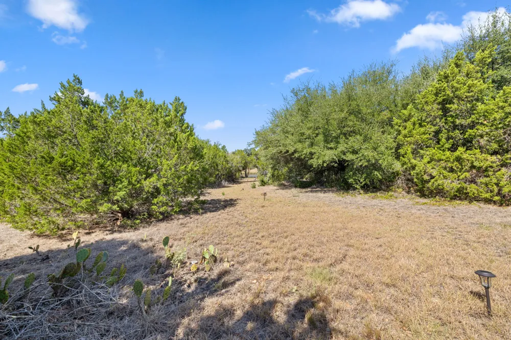 2332 Airport Drive Leander, TX 78641