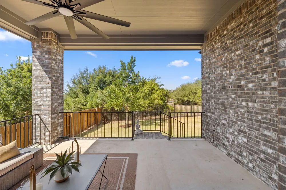 2332 Airport Drive Leander, TX 78641