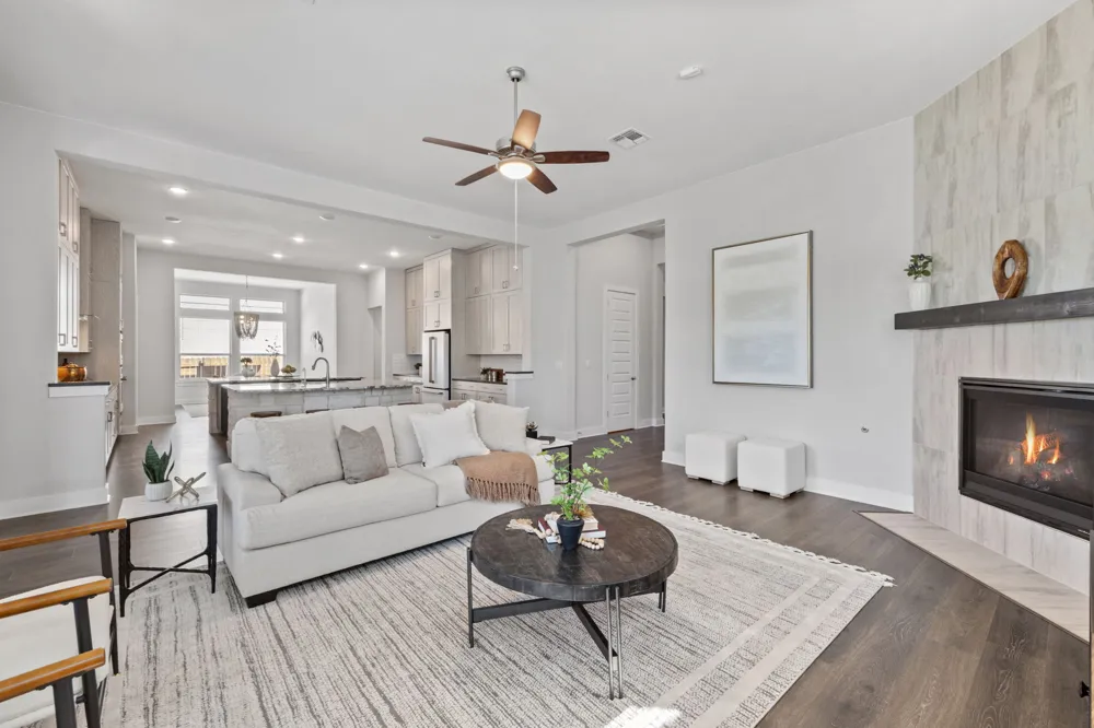 2332 Airport Drive Leander, TX 78641