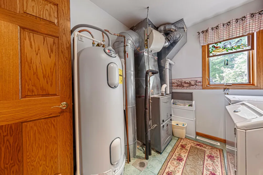 943 Reed Street Waterville, MN 56096