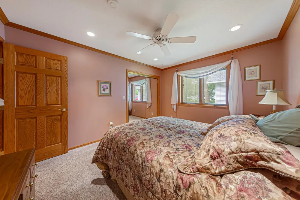 943 Reed Street Waterville, MN 56096