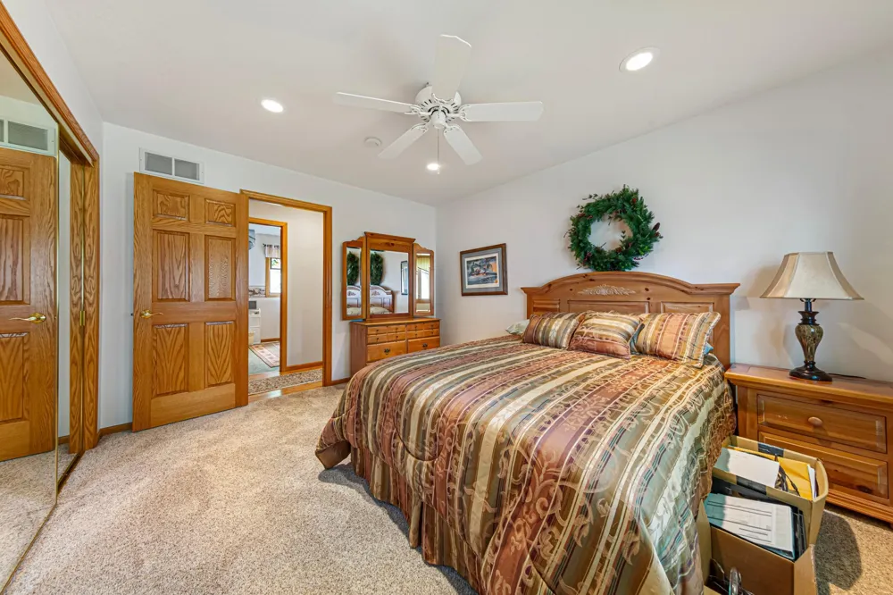 943 Reed Street Waterville, MN 56096