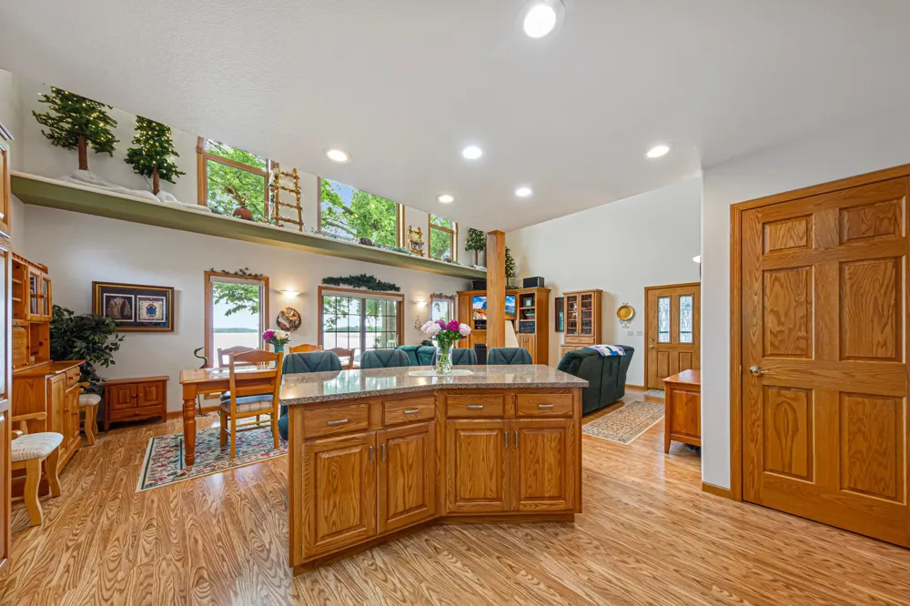943 Reed Street Waterville, MN 56096