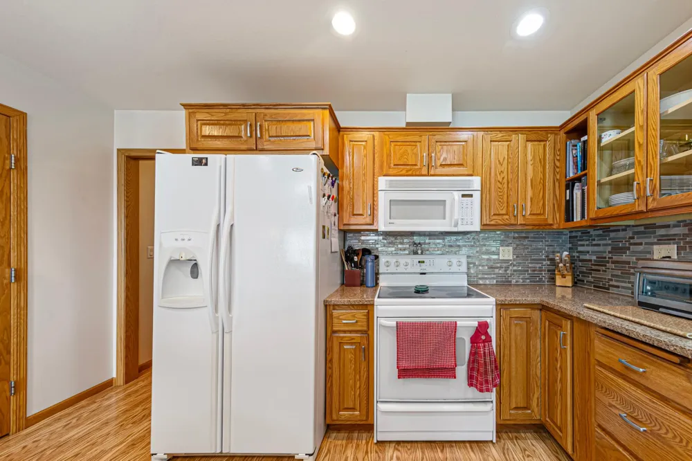 943 Reed Street Waterville, MN 56096