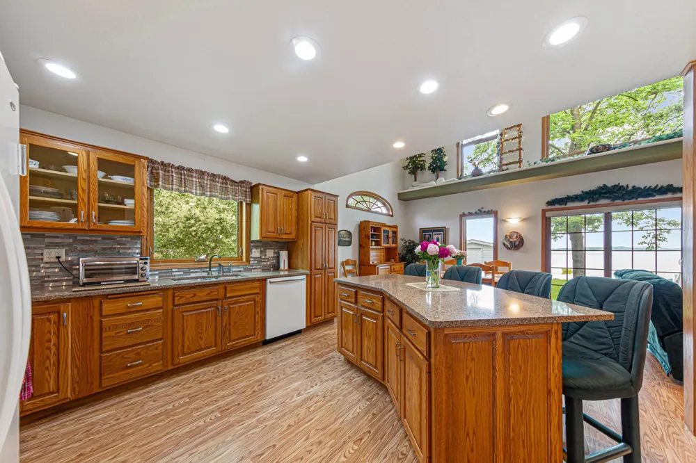 943 Reed Street Waterville, MN 56096