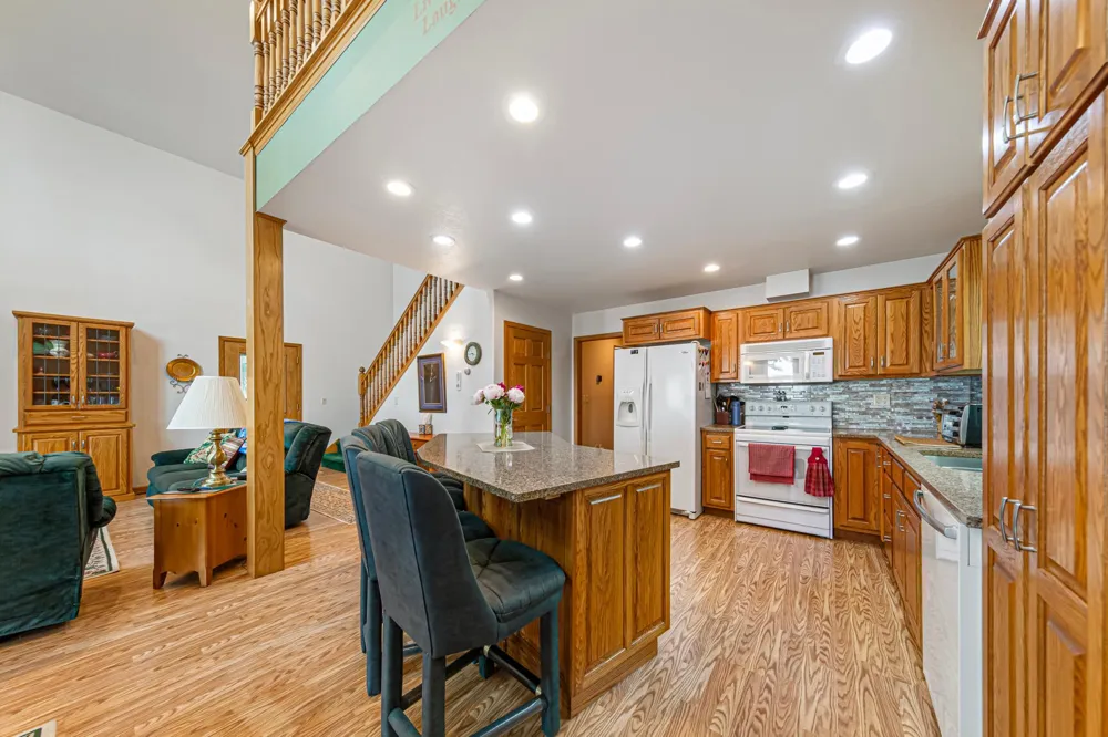 943 Reed Street Waterville, MN 56096