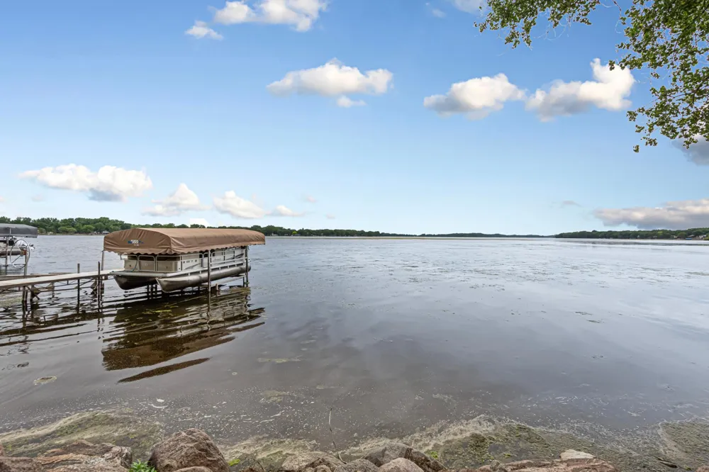 943 Reed Street Waterville, MN 56096