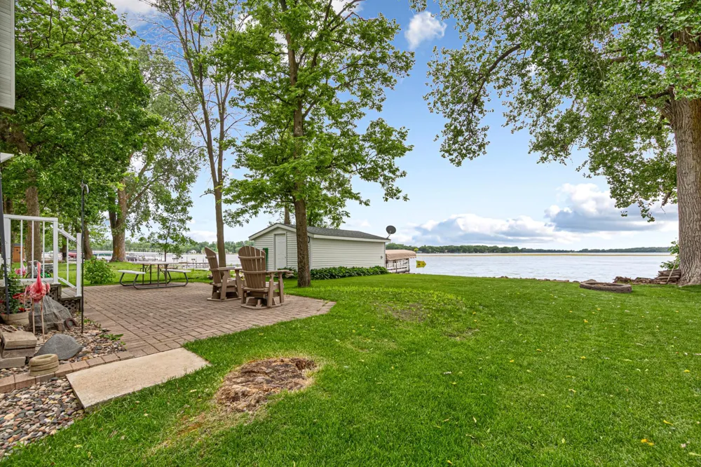 943 Reed Street Waterville, MN 56096