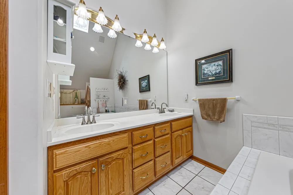 943 Reed Street Waterville, MN 56096