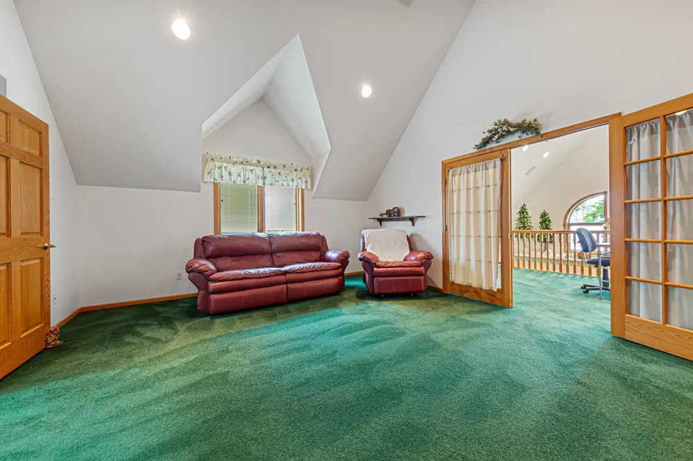943 Reed Street Waterville, MN 56096