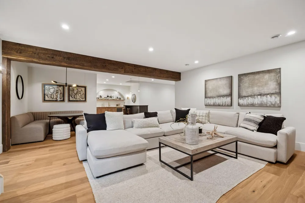 5341 Kellogg Avenue Edina, MN 55424
