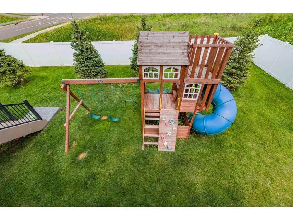 18468 70th Avenue Maple Grove, MN 55311