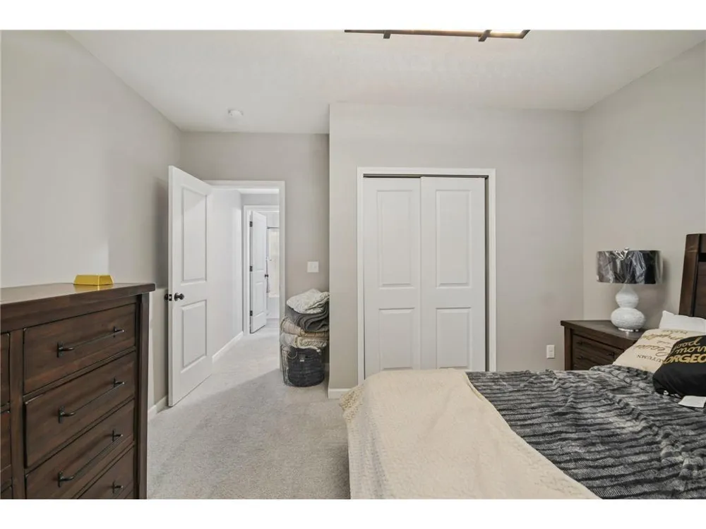 18468 70th Avenue Maple Grove, MN 55311