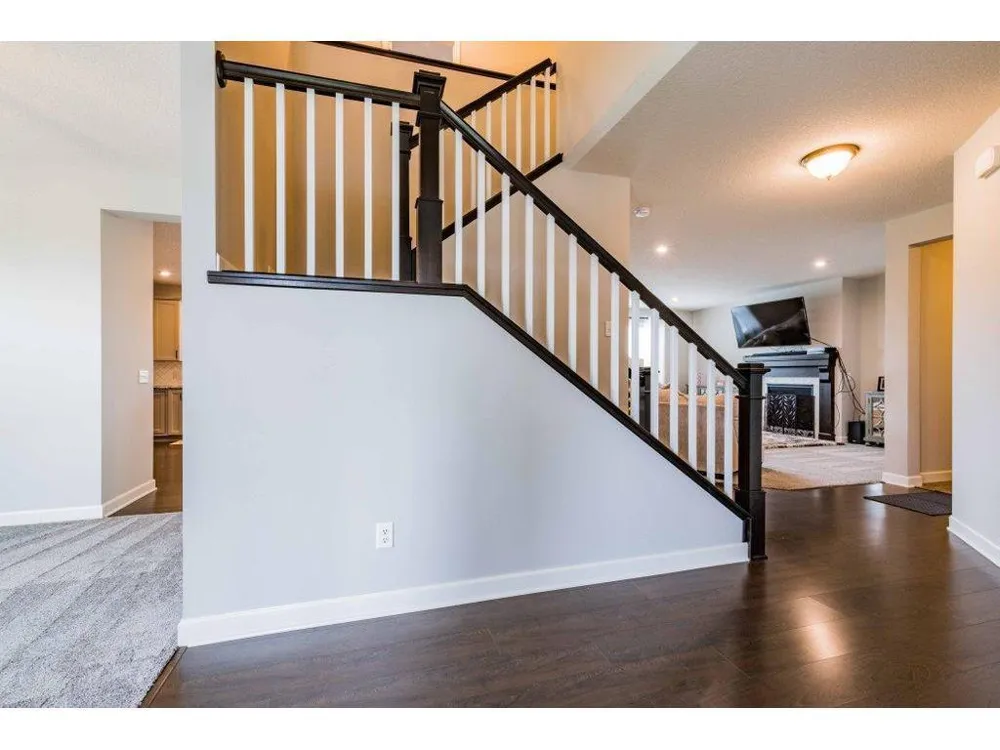 18468 70th Avenue Maple Grove, MN 55311