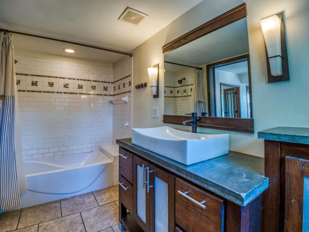 118 E Colfax Street Parkers Prairie, MN 56361