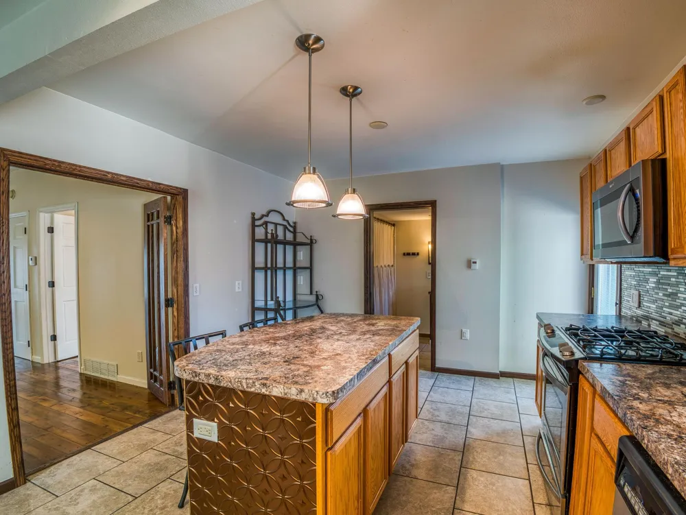 118 E Colfax Street Parkers Prairie, MN 56361