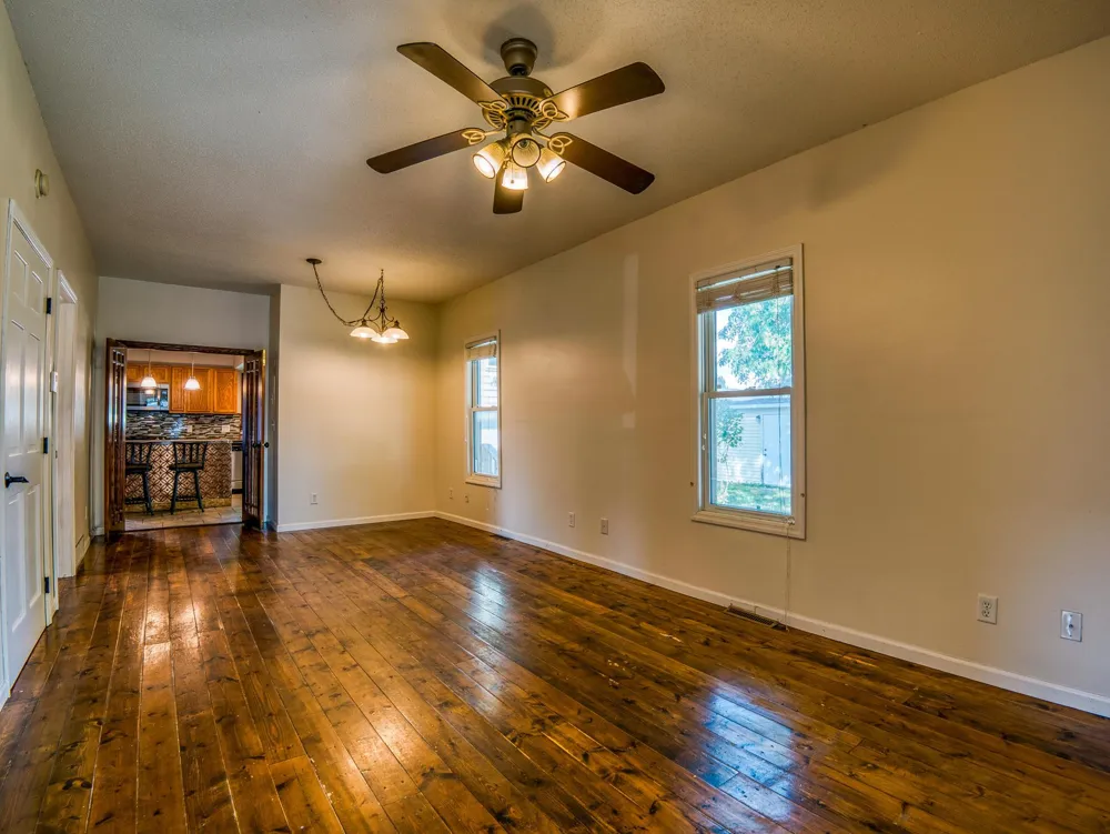 118 E Colfax Street Parkers Prairie, MN 56361