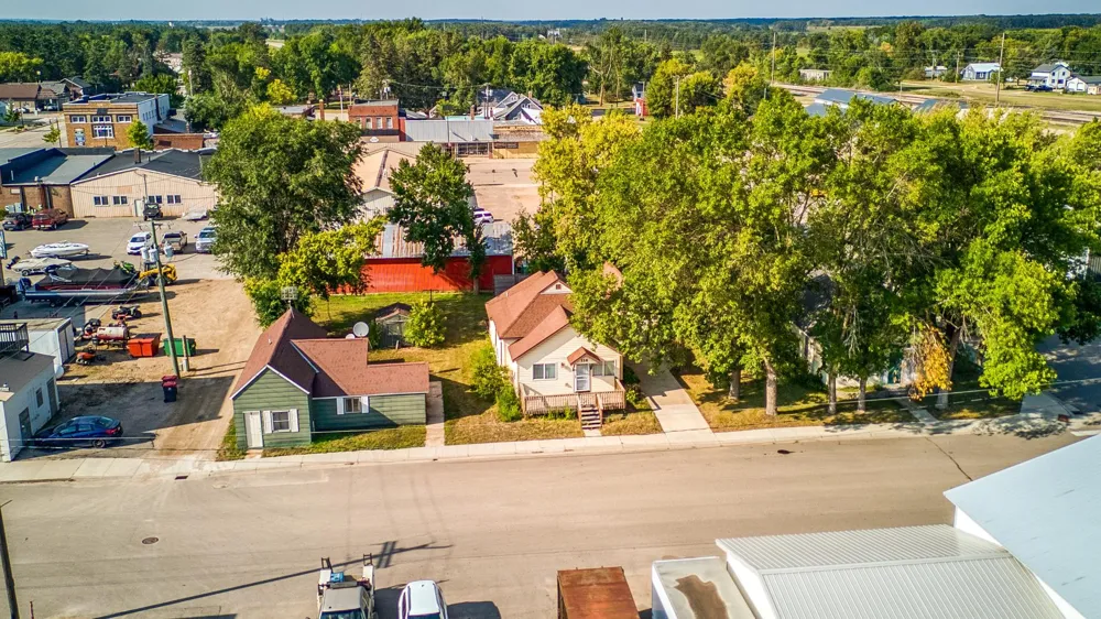118 E Colfax Street Parkers Prairie, MN 56361