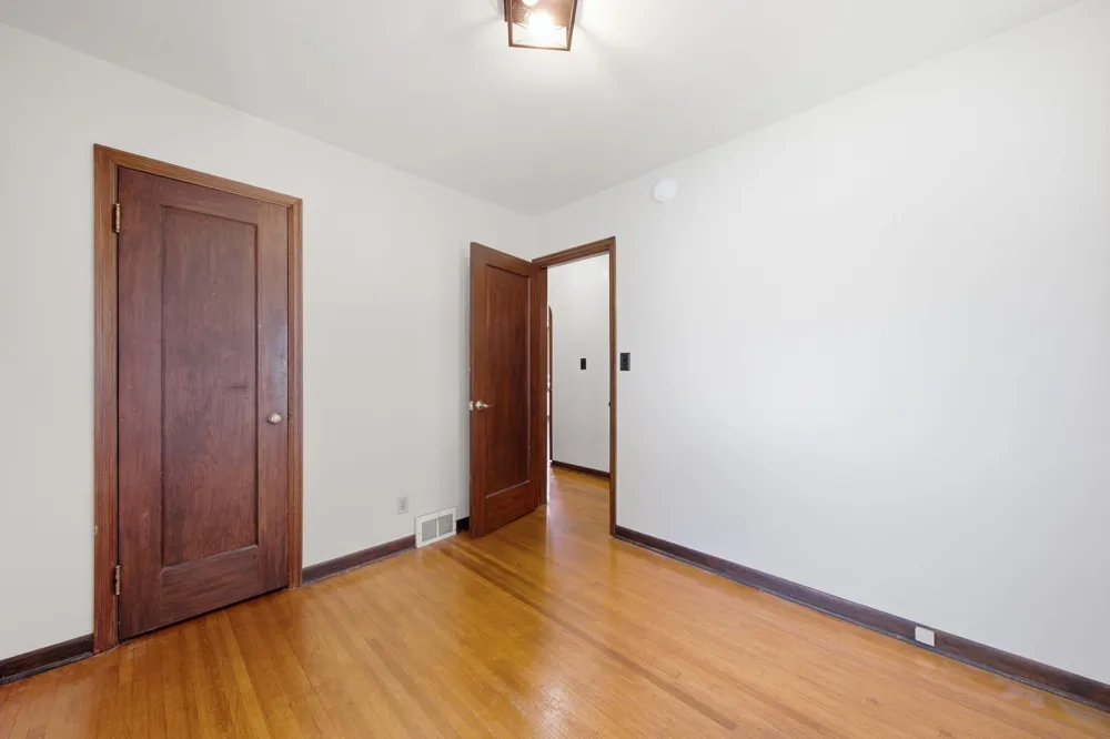 131 Elm Street E Norwood Young America, MN 55368