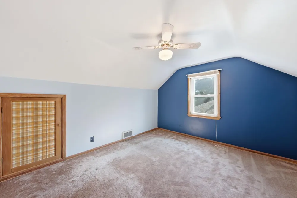 131 Elm Street E Norwood Young America, MN 55368