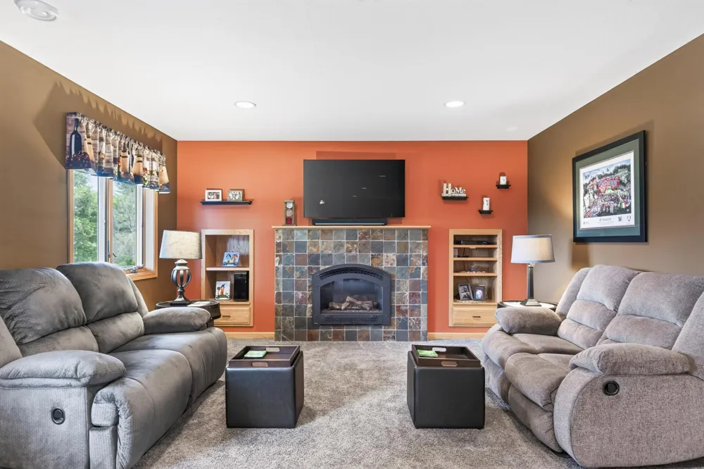 4915 200th Street Forest Lake, MN 55025