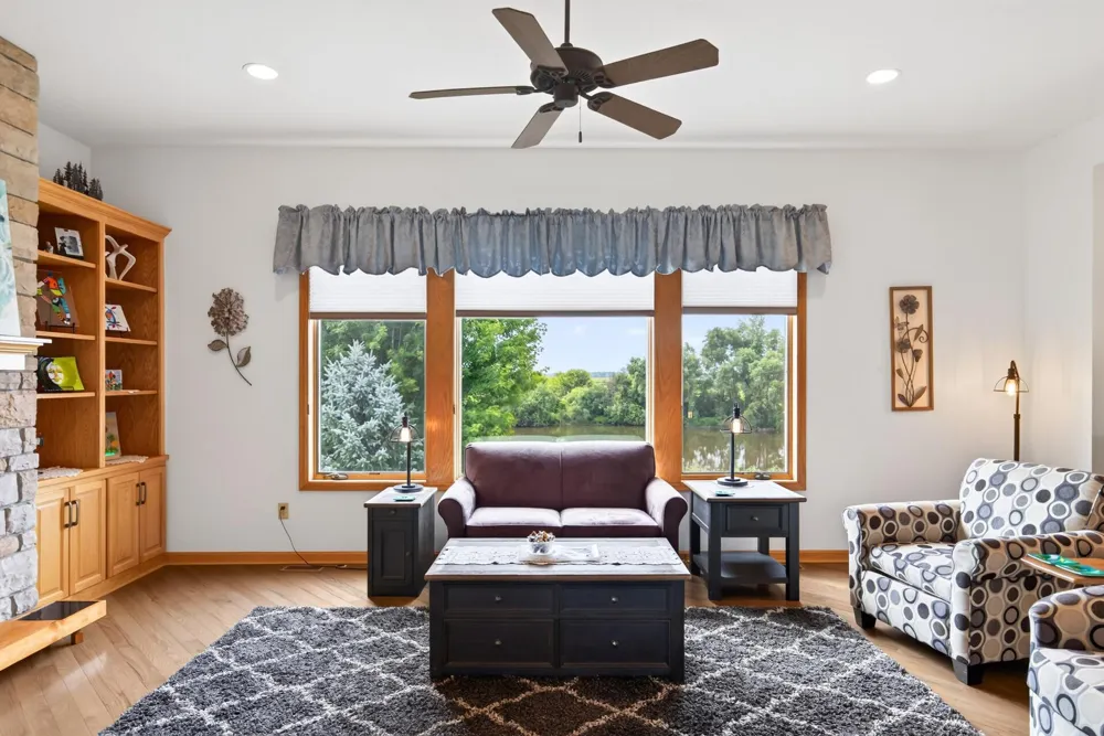 4915 200th Street Forest Lake, MN 55025