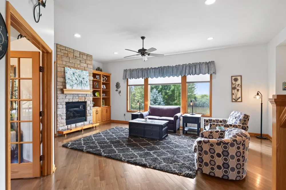 4915 200th Street Forest Lake, MN 55025