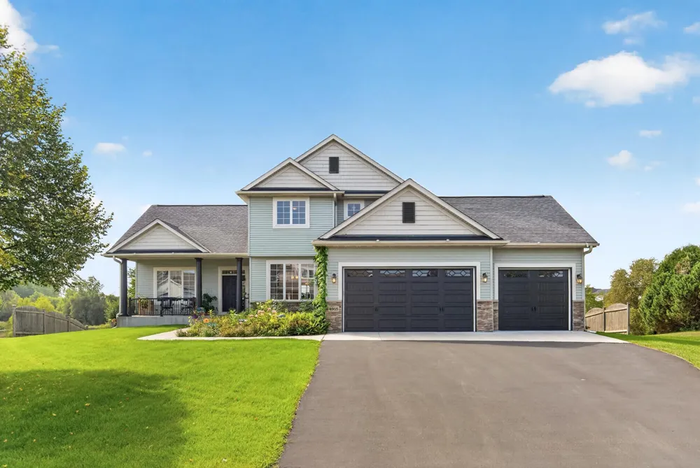 4915 200th Street Forest Lake, MN 55025