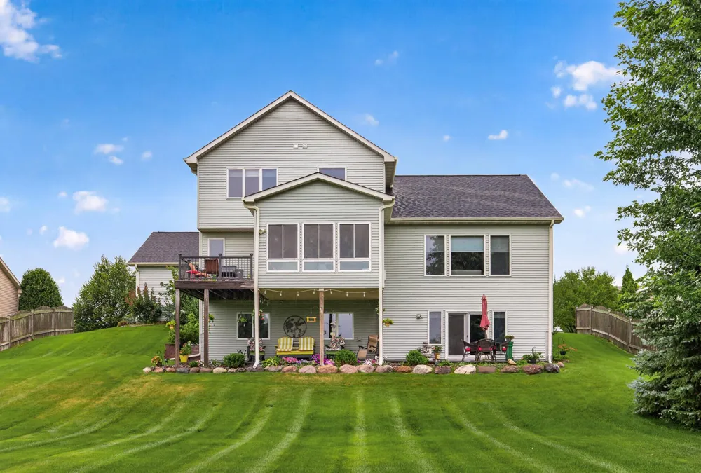 4915 200th Street Forest Lake, MN 55025