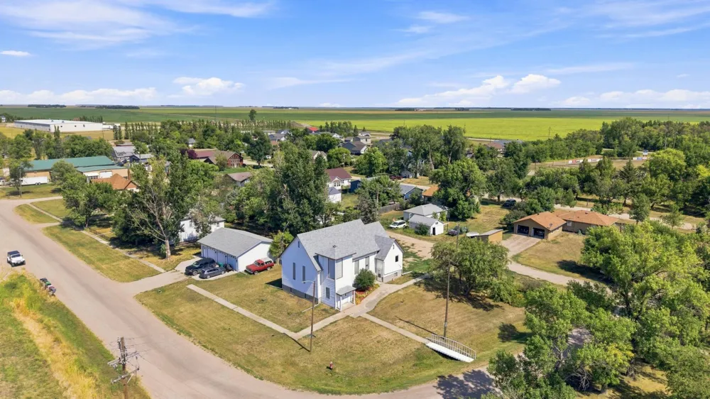 639 Front Street Gardner, ND 58036