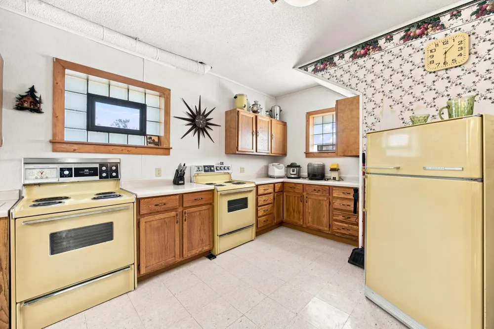 639 Front Street Gardner, ND 58036