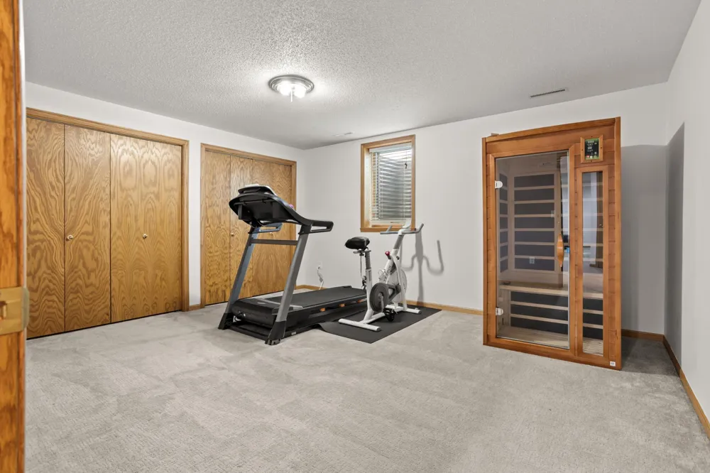 3303 30th Avenue S Fargo, ND 58103