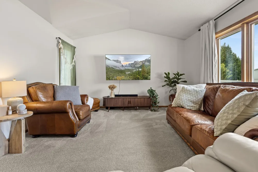 3303 30th Avenue S Fargo, ND 58103
