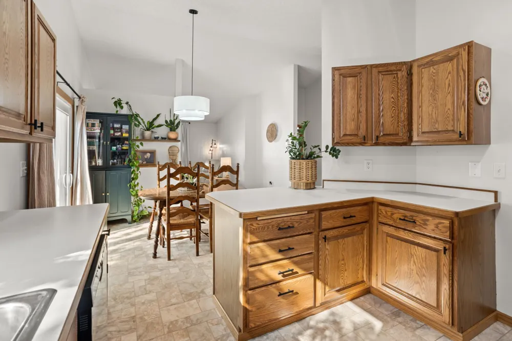 3303 30th Avenue S Fargo, ND 58103
