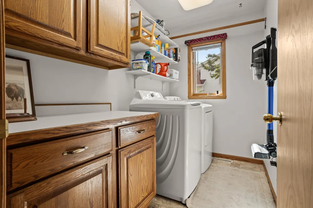 3303 30th Avenue S Fargo, ND 58103