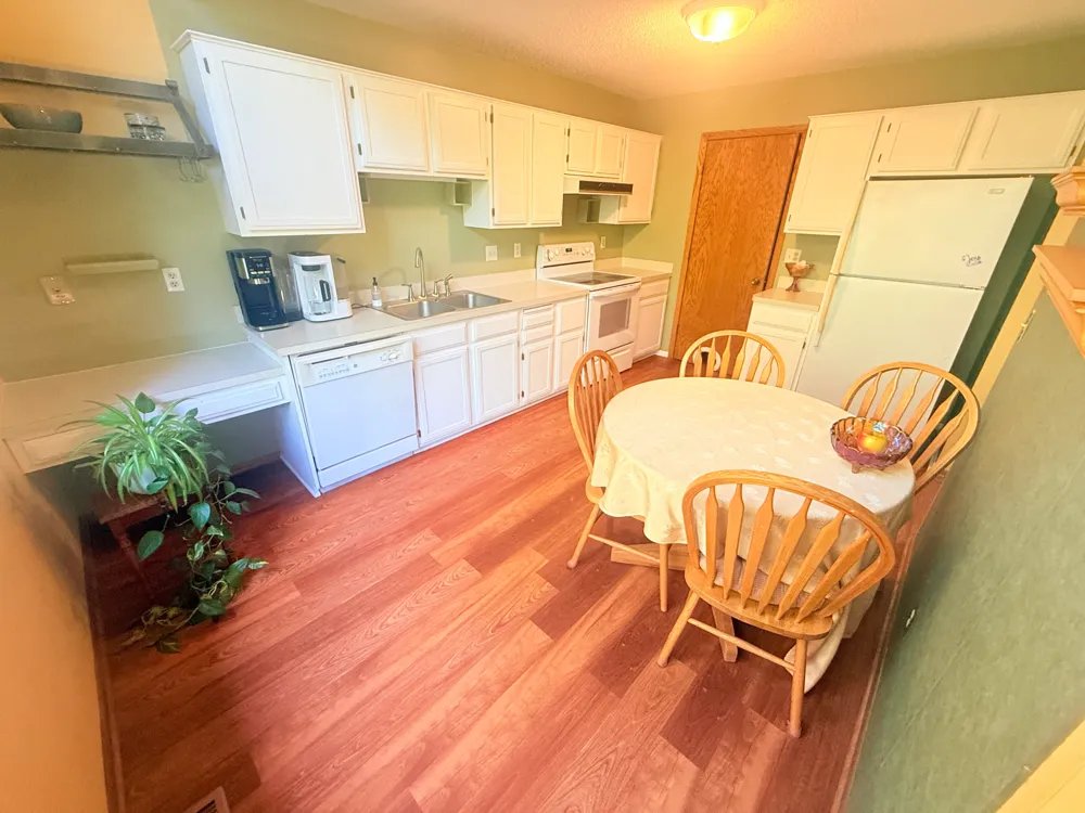 679 Dorland Road S Maplewood, MN 55119