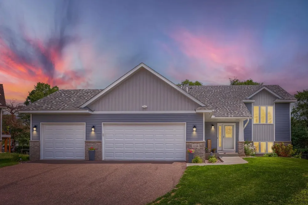 1224 242nd Way NE East Bethel, MN 55005