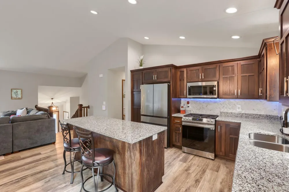 1224 242nd Way NE East Bethel, MN 55005