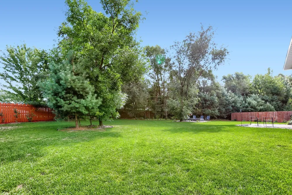 1224 242nd Way NE East Bethel, MN 55005