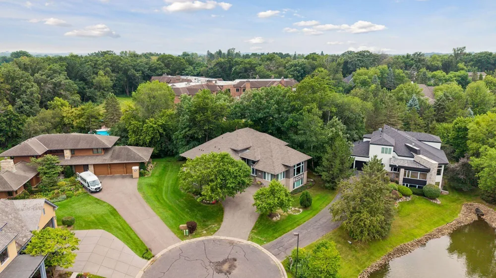 3529 Green Ridge Road Hopkins, MN 55305
