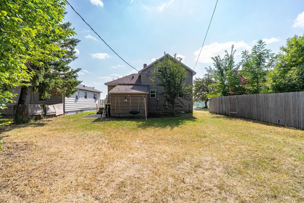 512 6th Street W Crookston, MN 56716