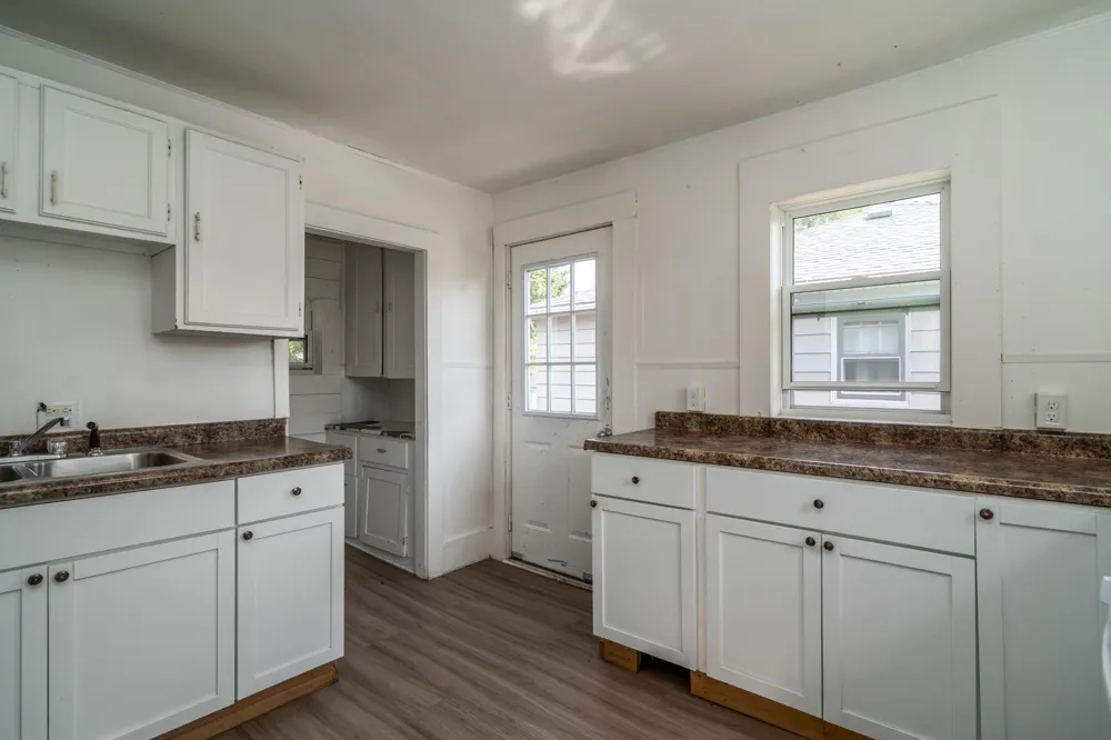 512 6th Street W Crookston, MN 56716