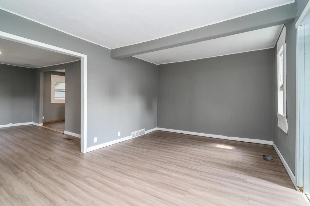 512 6th Street W Crookston, MN 56716