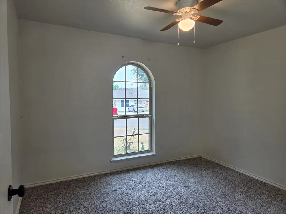 5102 Preston Trail Garland, TX 75043
